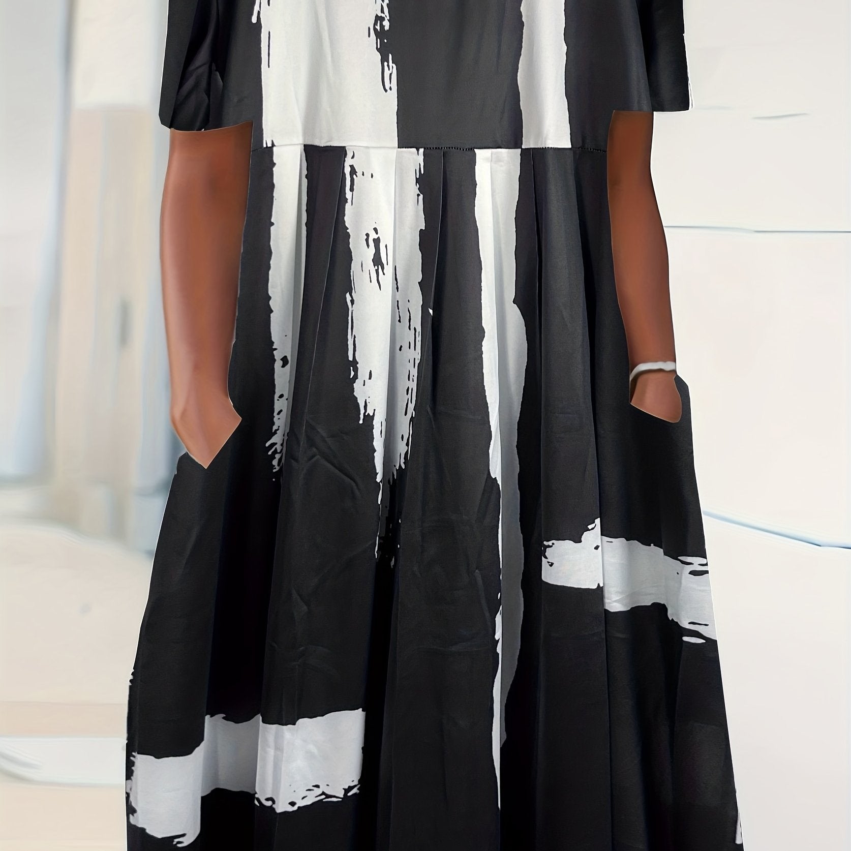 Brush Print Short Sleeve Stretch Dress With Pockets