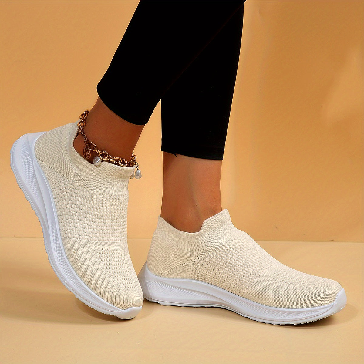 Women's Comfy Slip-On Walking Shoes Lightweight Low Top Sneakers