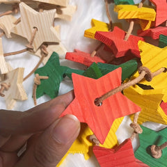 Wood Star Chewing Toy for Parrots - Beak Maintenance & Stimulation