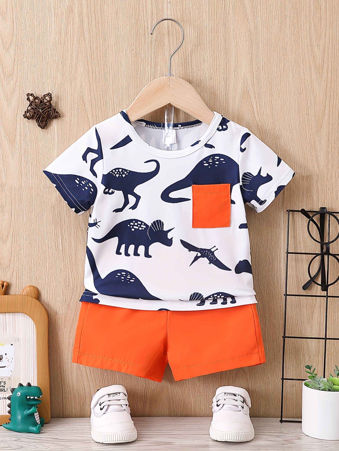 Baby Boy's Cartoon Graphic T-shirt & Shorts Set Kid's Outfit