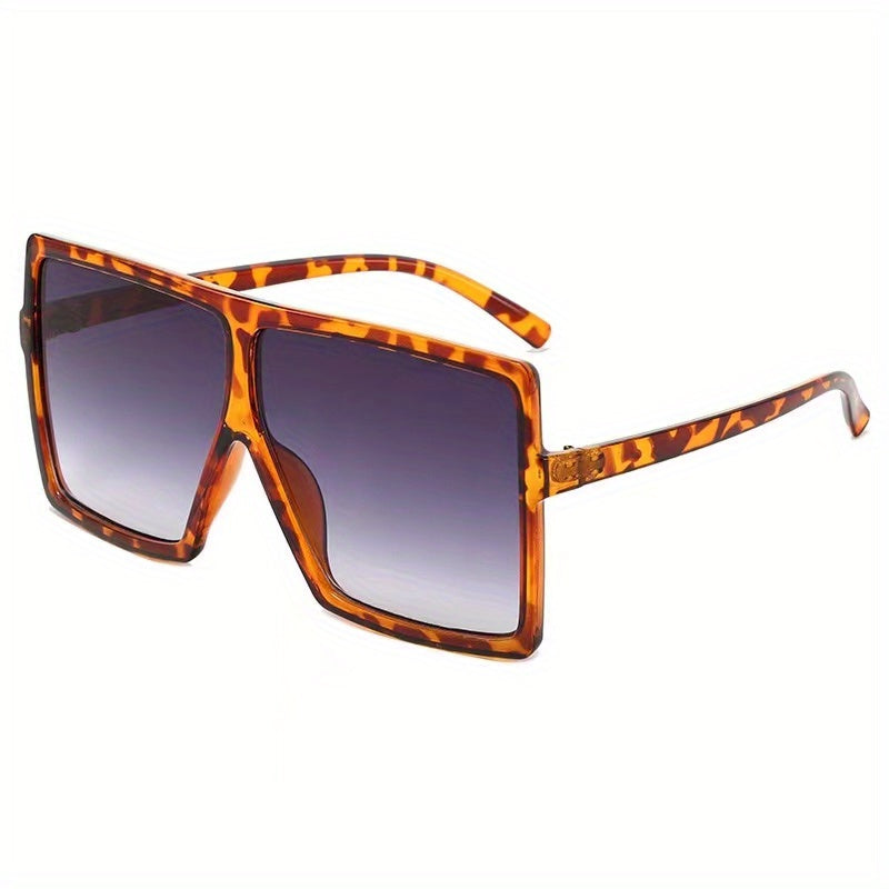Men's Vintage Square Frame Sunglasses for Holiday Party