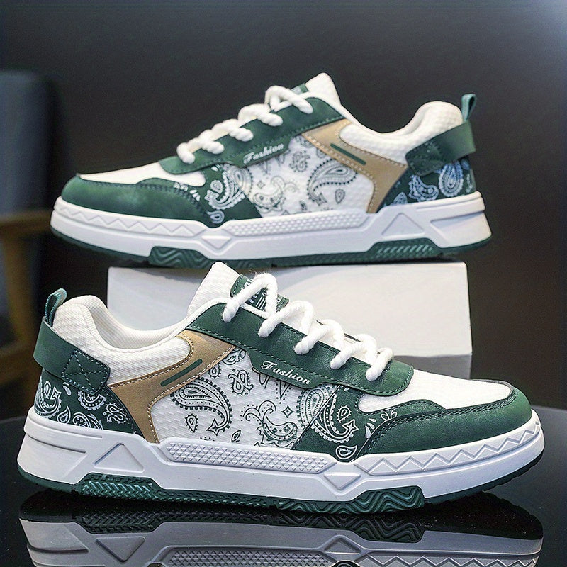 Men's Low Top Lace Up Skate Shoes Wear resistant Non Slip Sneakers