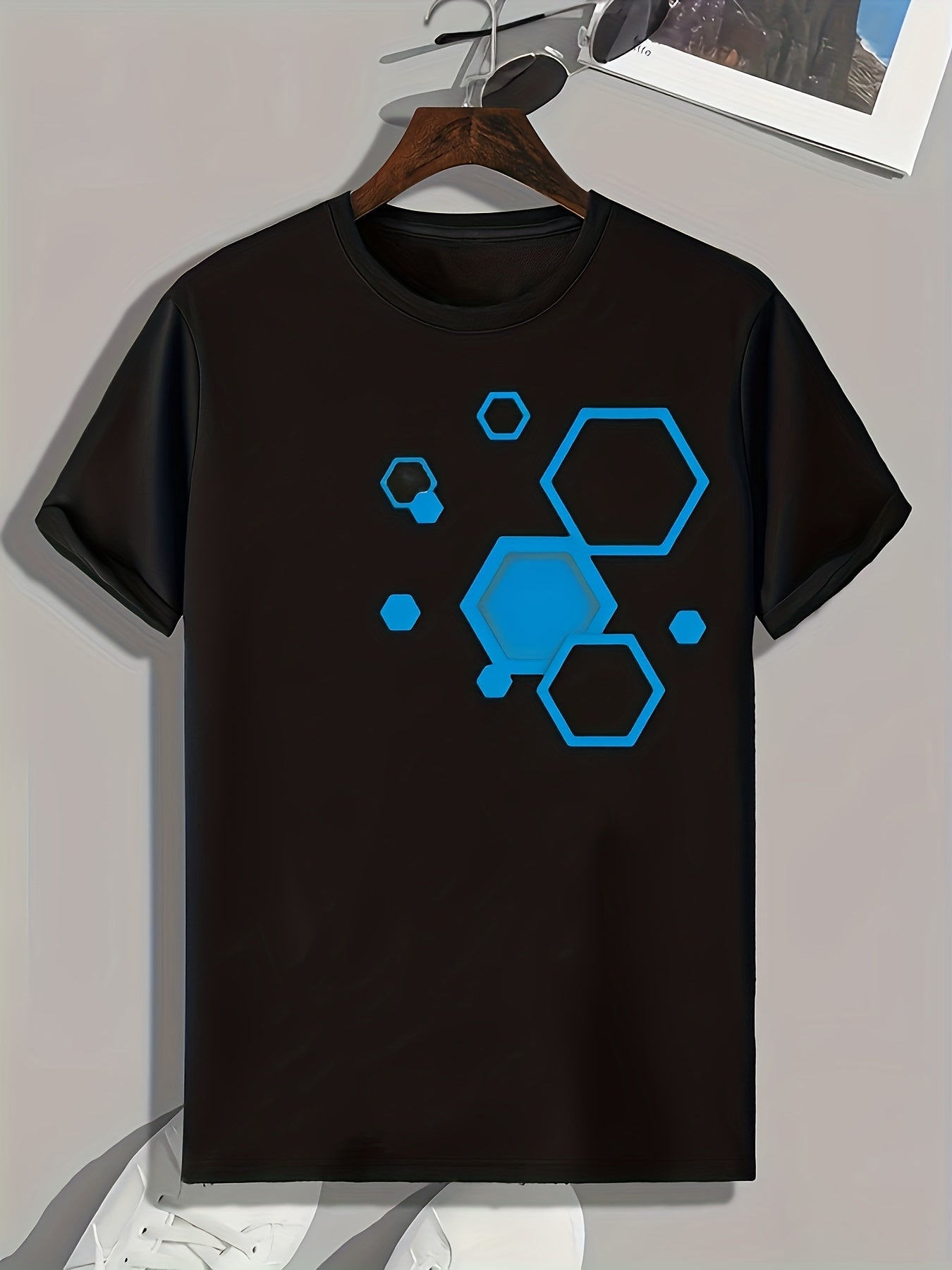 Geometric Pattern Print Men's Sports T-shirt