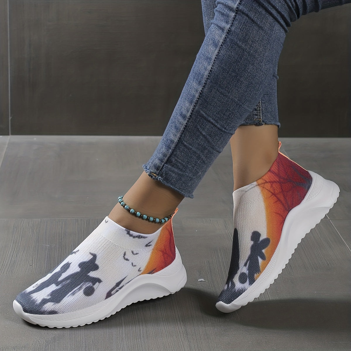 Women's Witch Print Sneakers Low Round Toe Lightweight Shoes