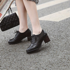 Women's Perforated Brogues High Heels Lace Up Oxfords Oktoberfest Shoes