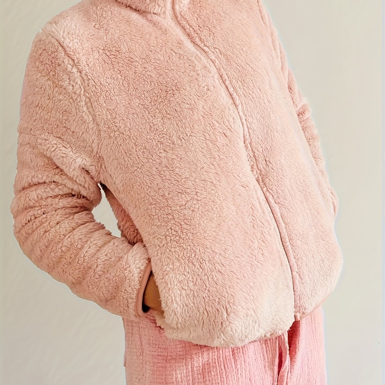 Soft Fleece Sports Jacket Mock Neck Warm Coat Women's Activewear