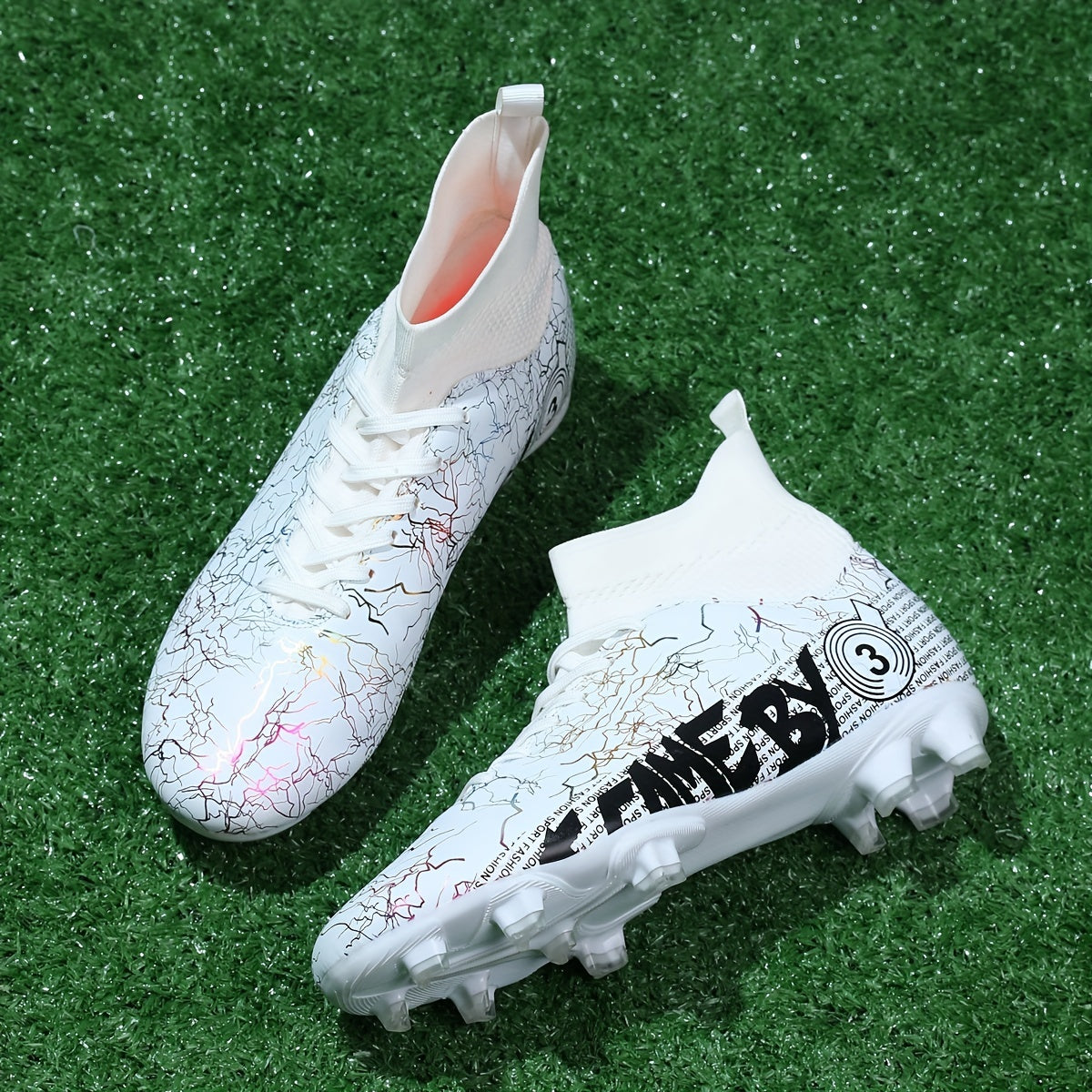 Men's Non Slip Soccer Shoes Outdoor Football Shoes Lightweight Breathable Cleats