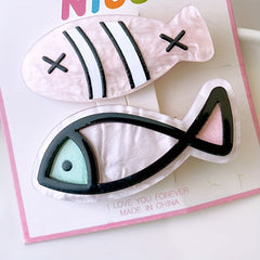 2pcs Acrylic Fish Shape Hair Clips Sweet Hair Accessories