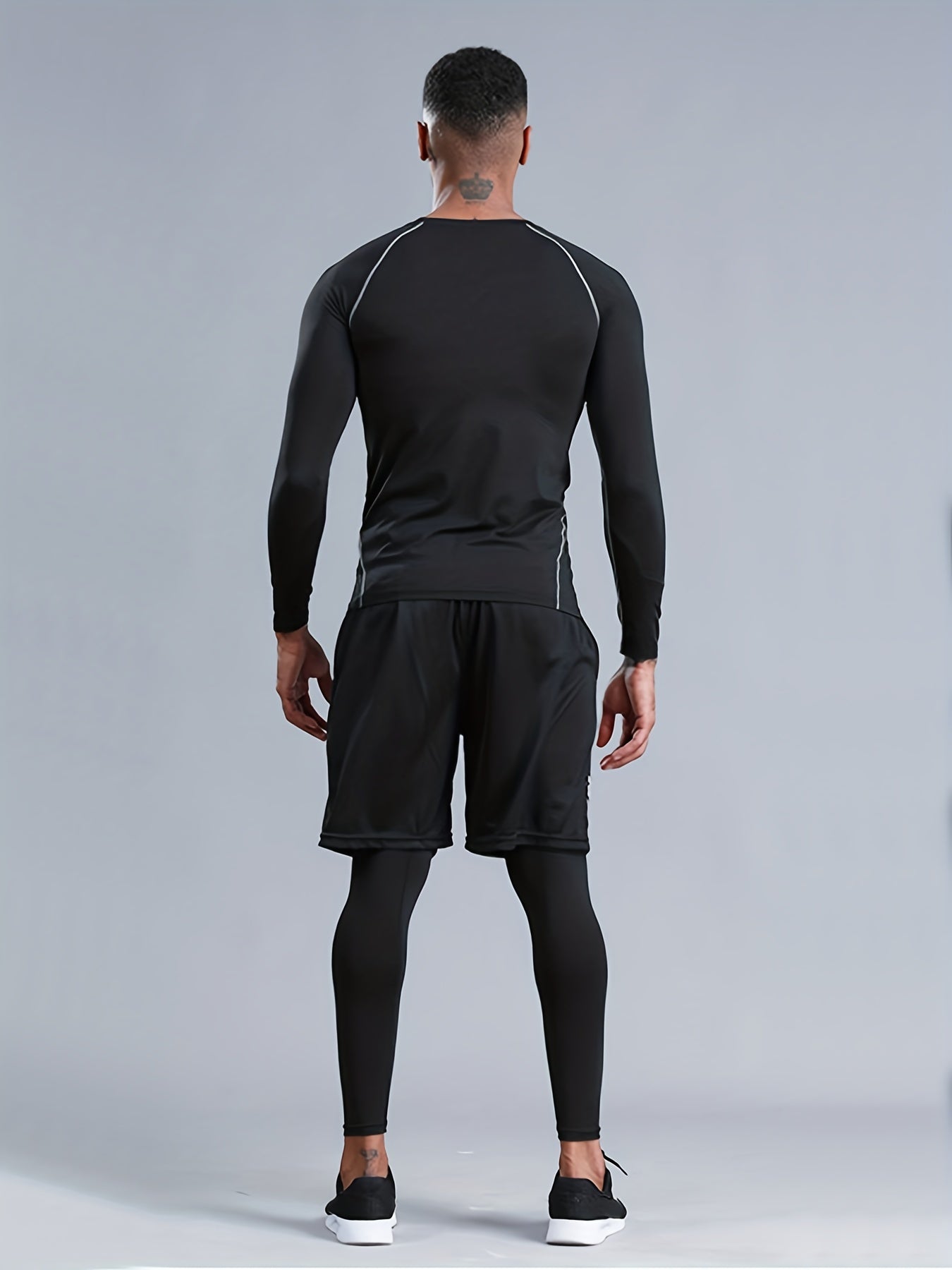 Quick Drying Men's Sports Suit for Casual and Fitness Training