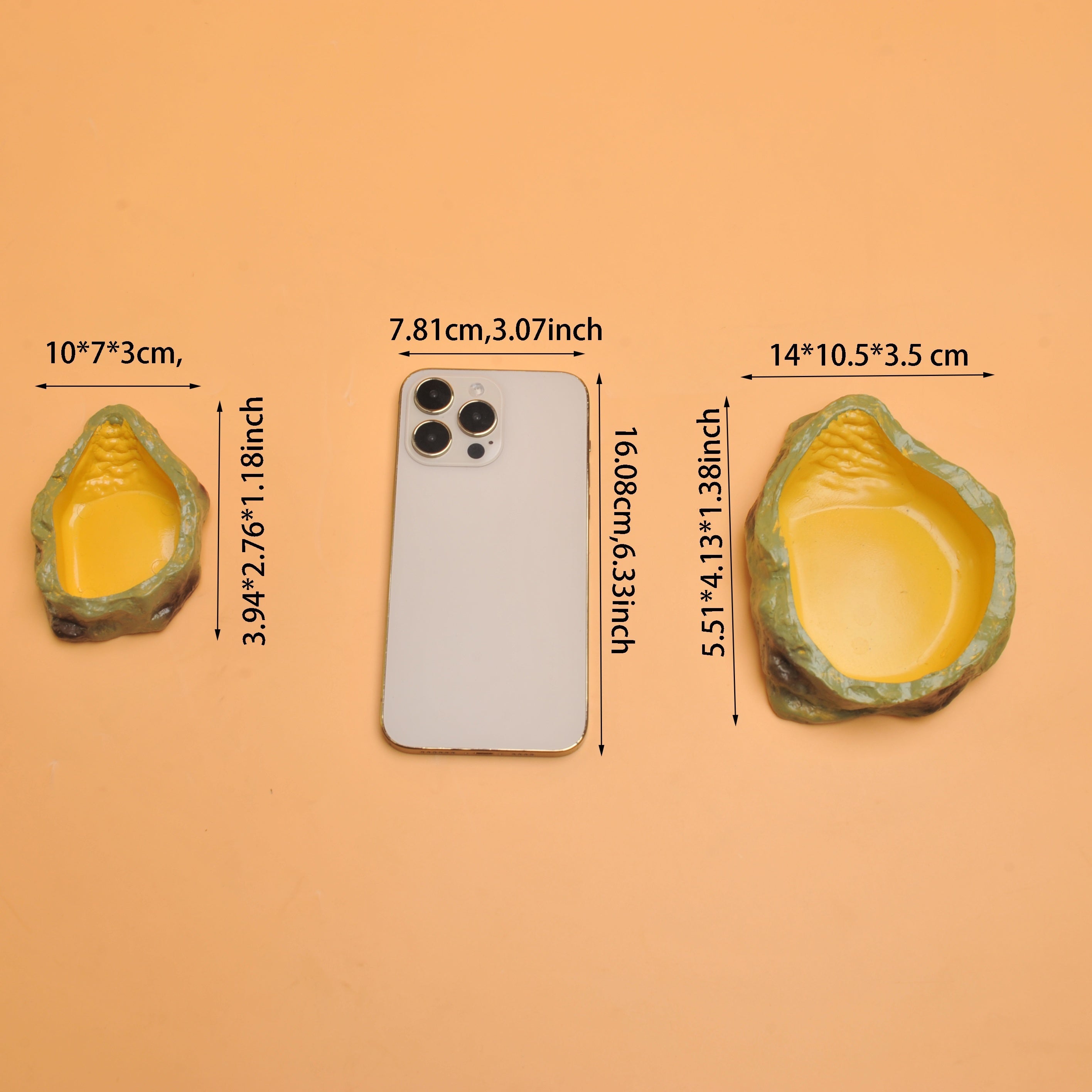 Resin Rock Dish for Reptile and Amphibian Feeding