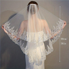 Short Lace Edge Bridal Wedding Veil with Comb