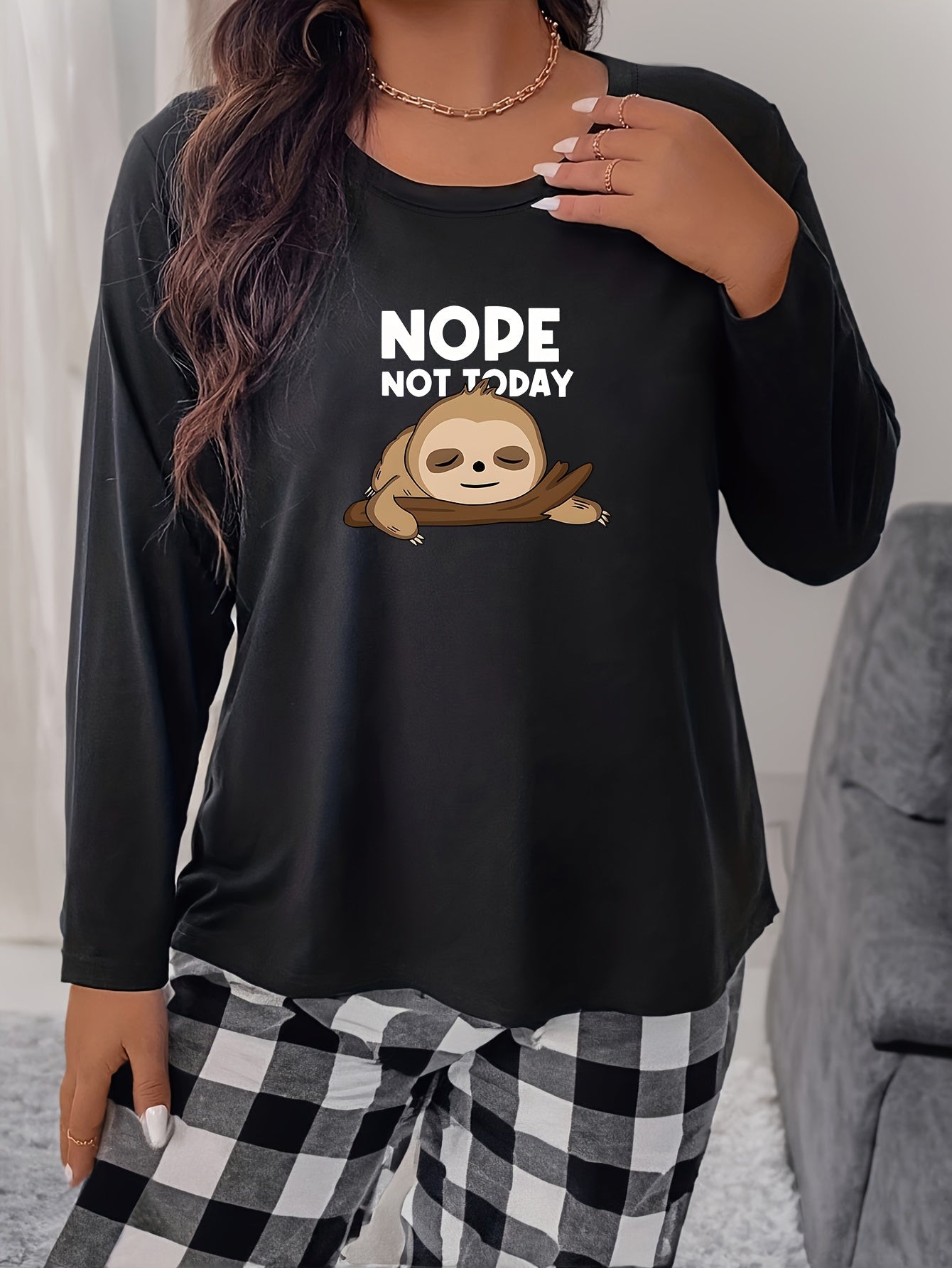 Women's Plus Sloth Print Long Sleeve Round Neck Tee