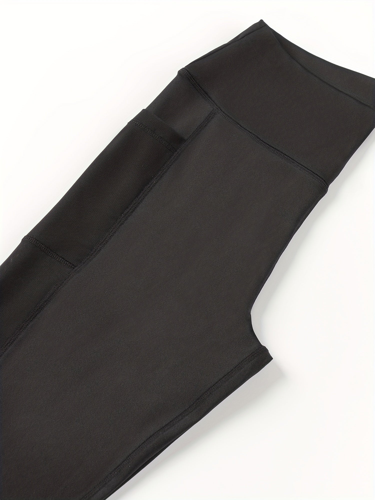 Women's Mesh Pocket Capris Pants for Gym & Yoga