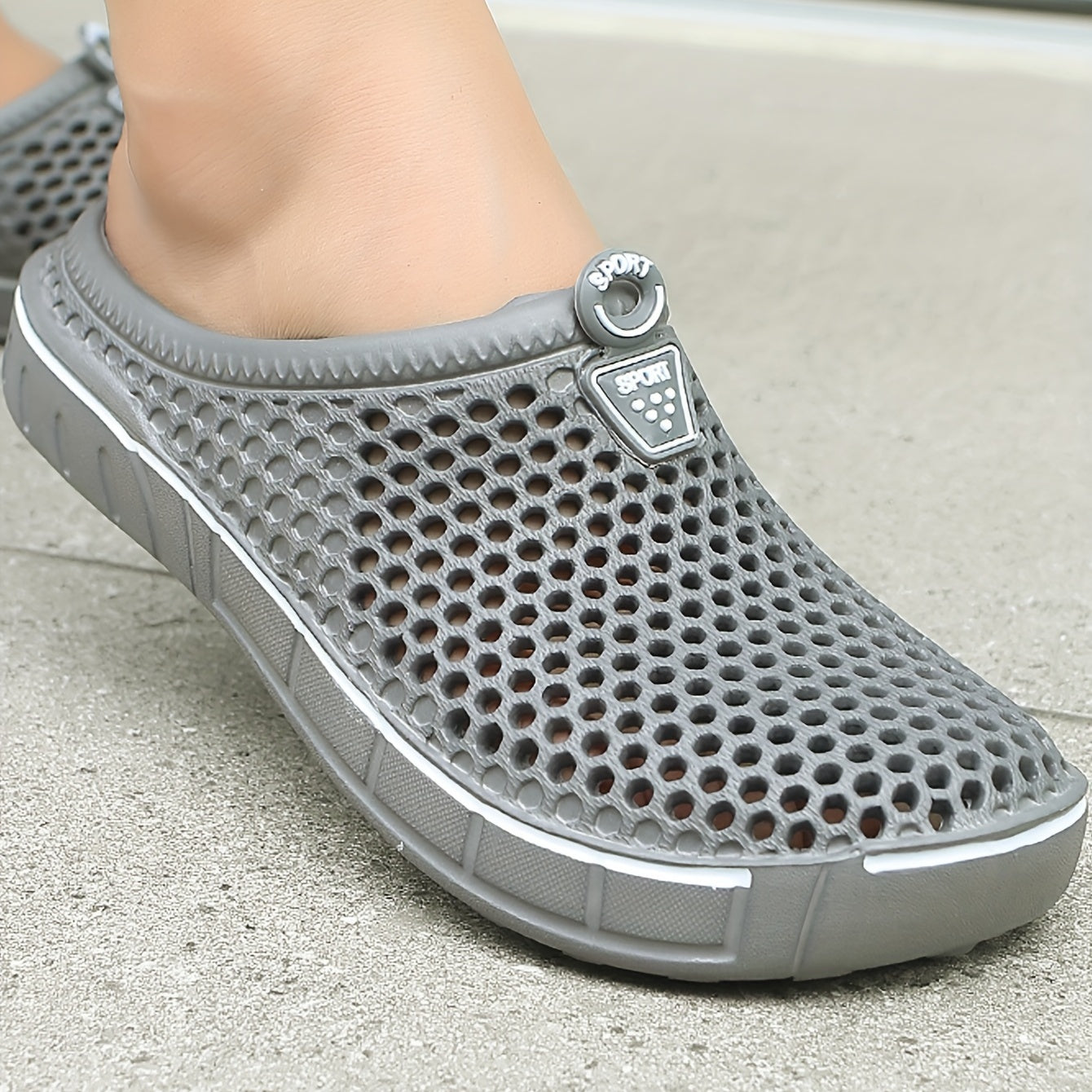 Women's Solid Flat Clogs Slip On Non slip Outdoor Casual Slides Shoes