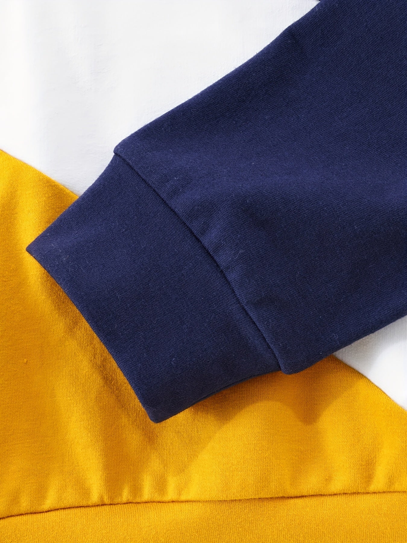 Boys Stylish Block CHANGE Letter Print Sweatshirt