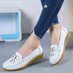Women's Metal Decor Flats Slip On Shoes Soft Sole Walking Shoes
