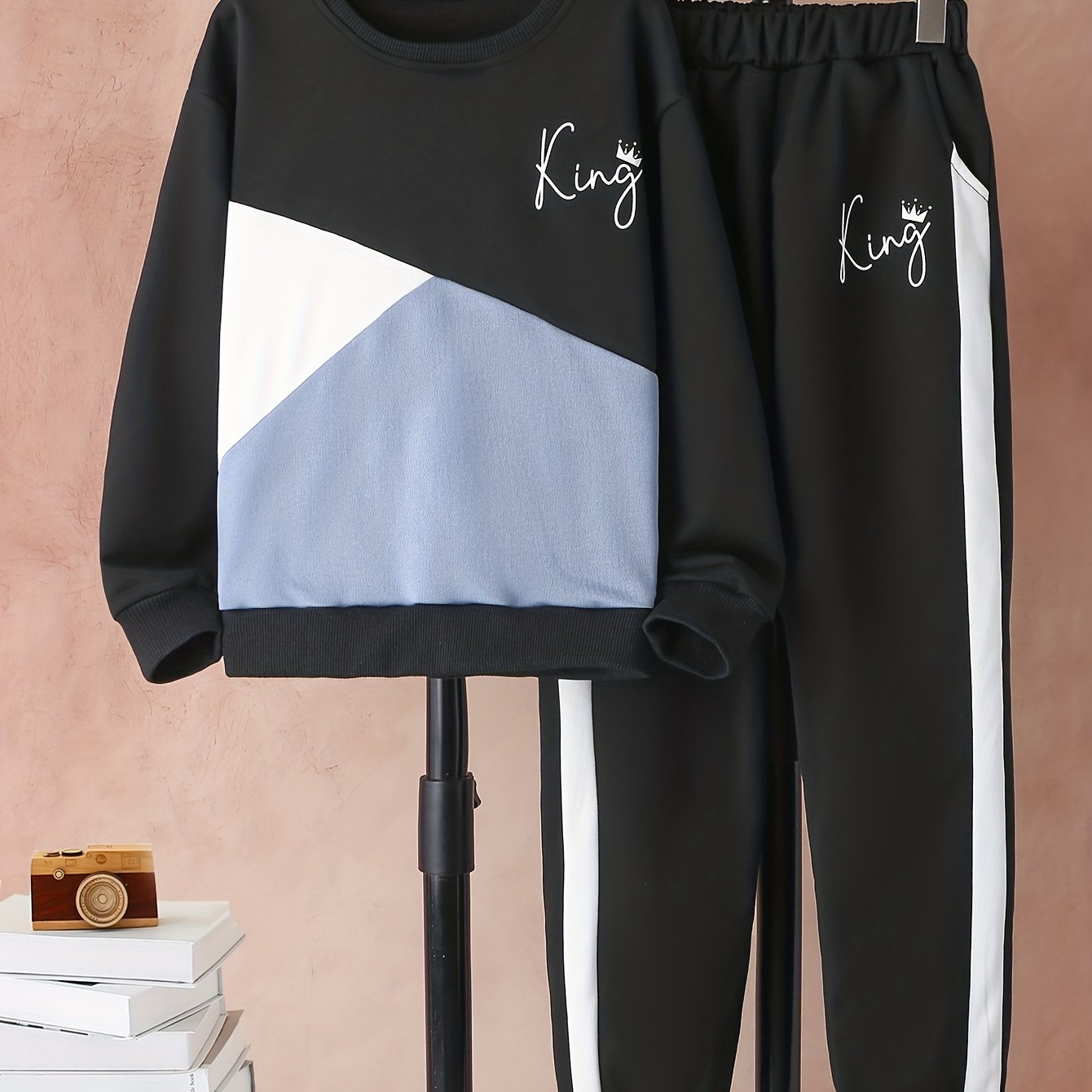 Boy's KING Print Outfit 2pcs Sweatshirt & Sweatpants Set Crown Pattern
