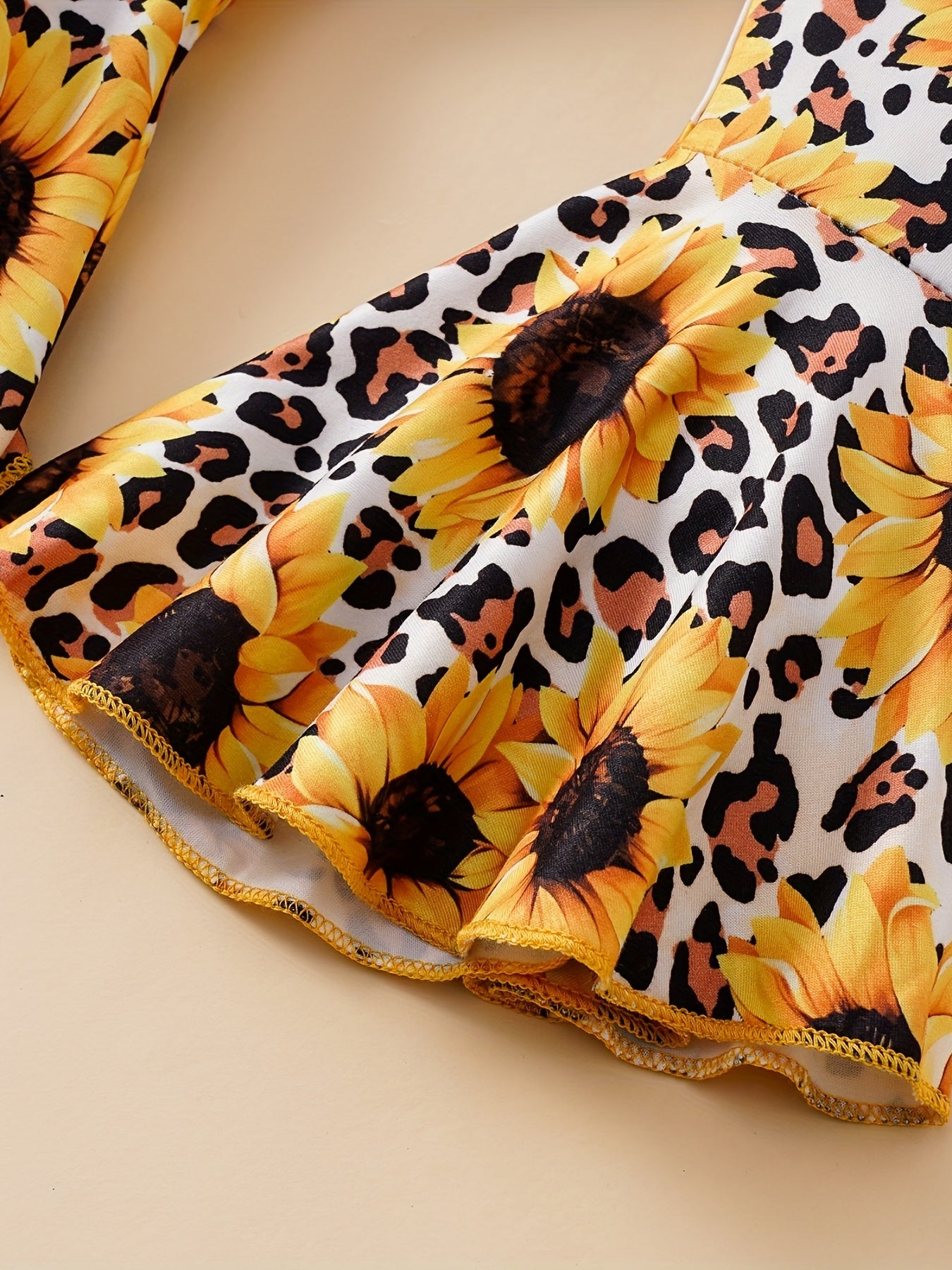 2pc Toddler Girls Ruffle Halter Tops & Sunflower Leopard Pants Set