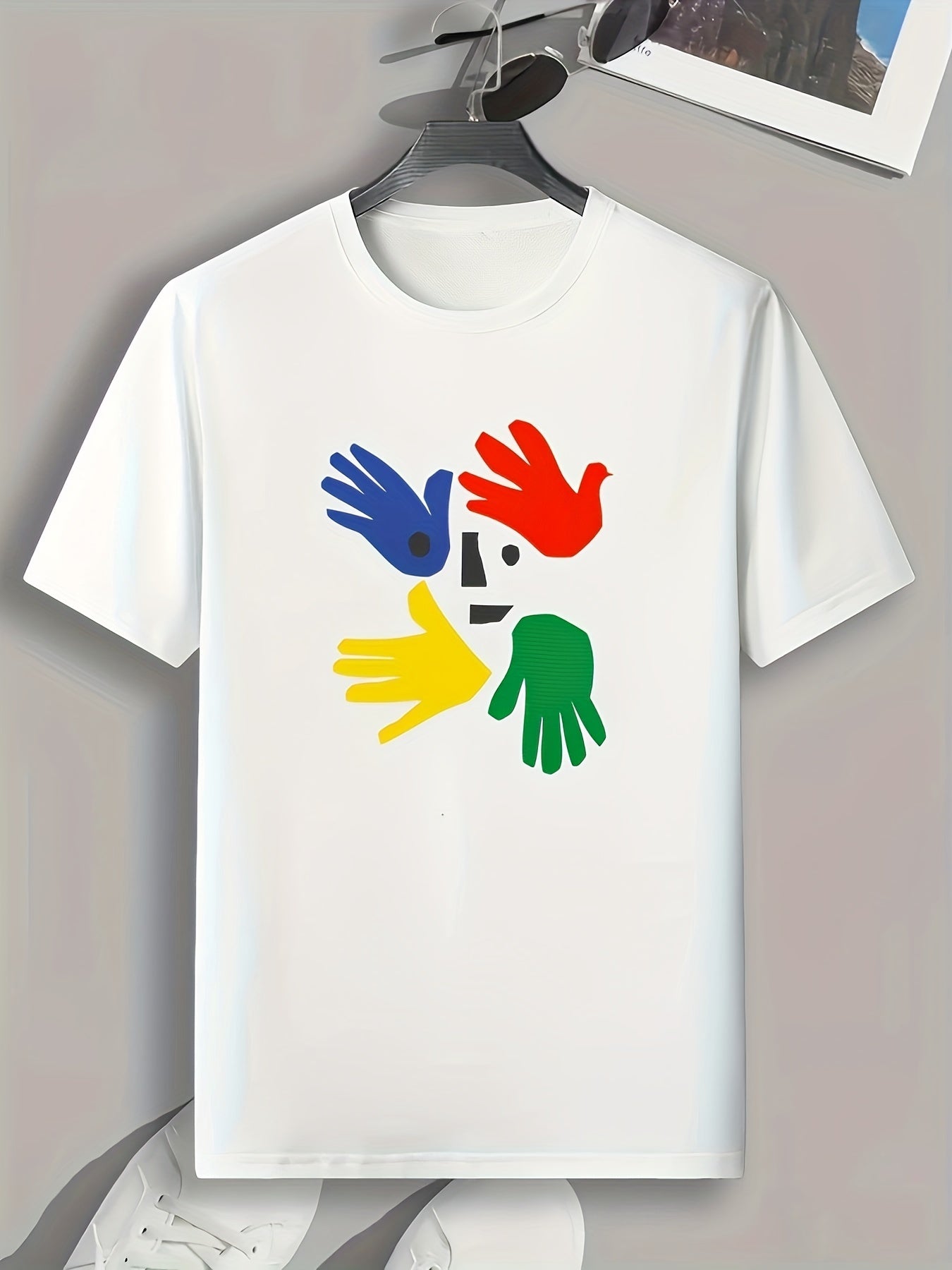 Colorful Hand Print Men's Comfy T shirt For Outdoor Summer
