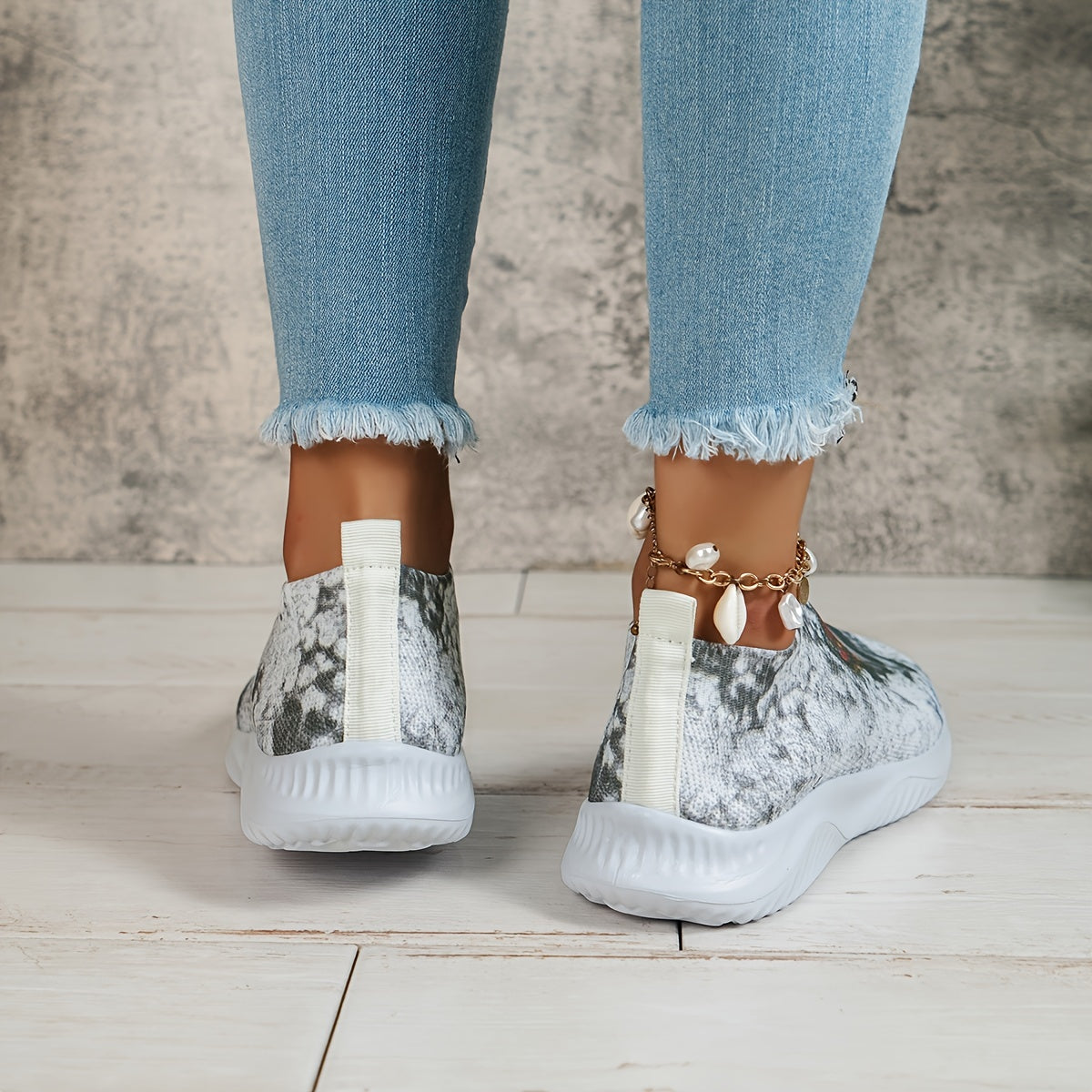 Women's Halloween Knit Sock Shoes Casual Low Top Slip On Sneakers