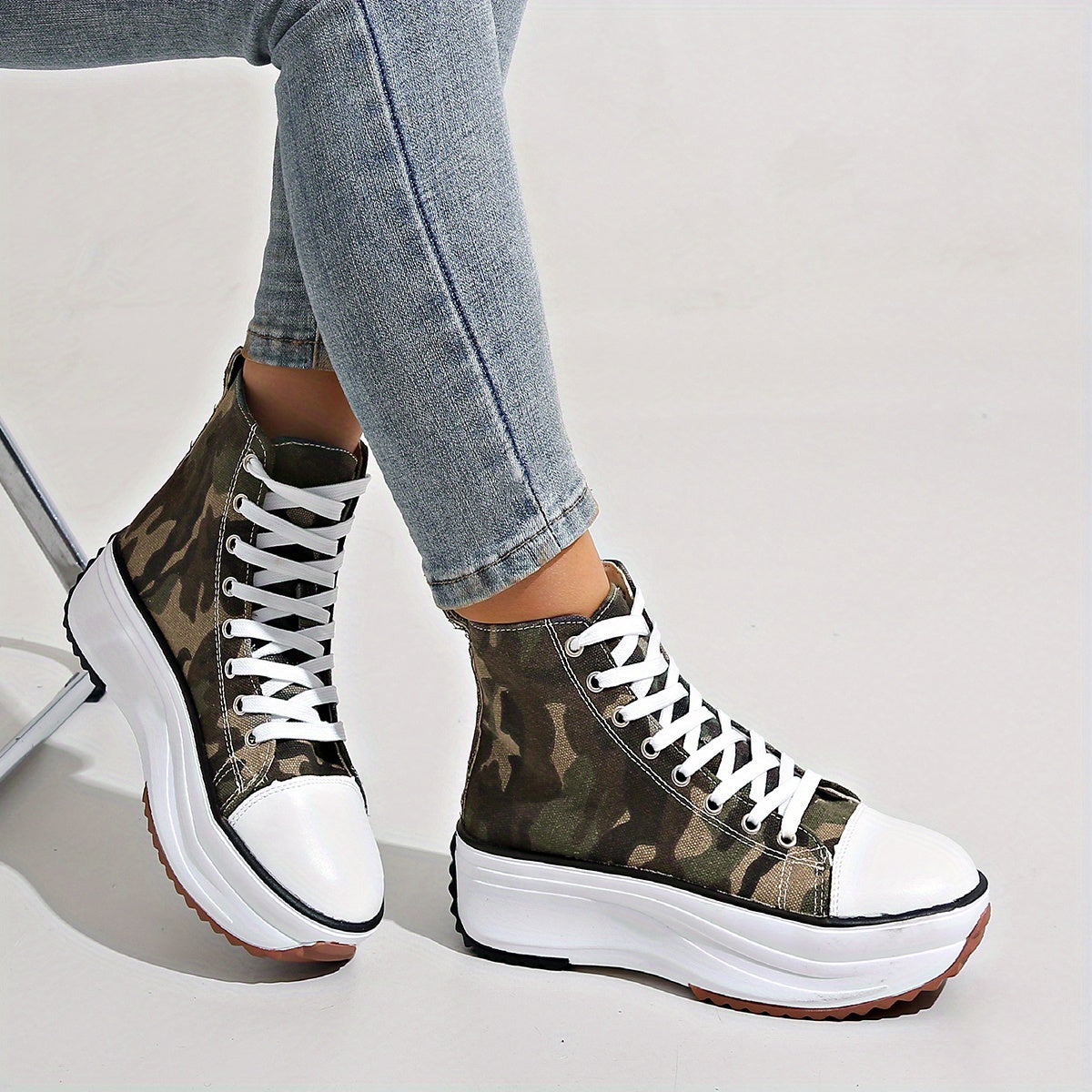 Women's Camo High Top Canvas Sneakers Lace Up Platform
