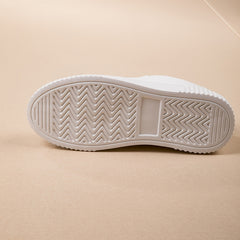 Outdoor Skate Shoes Breathable Walking Sneakers