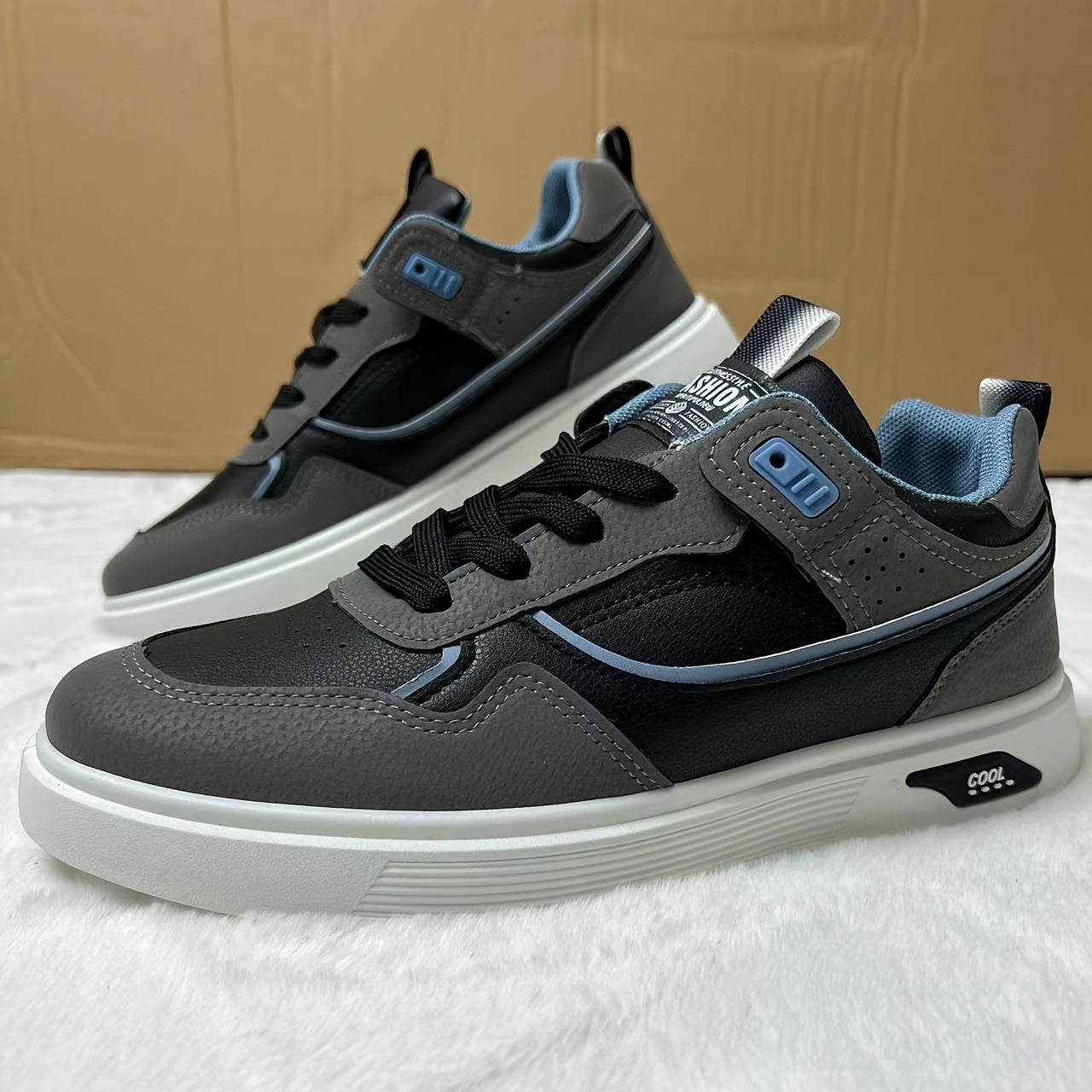 Men's Lace Up Skate Shoes Breathable Sneakers