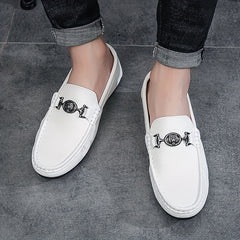 Men's Metallic Decor Moc Toe Loafer Shoes
