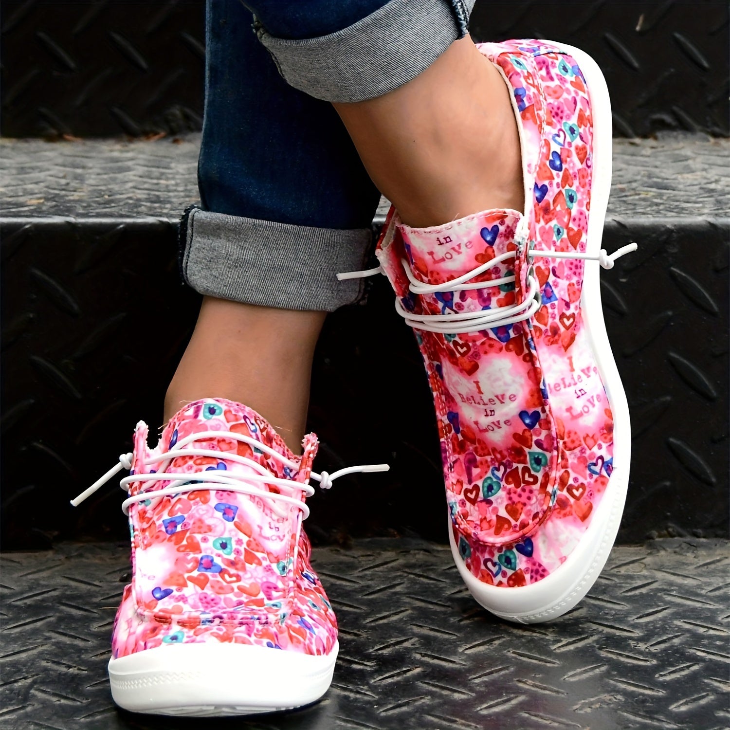 Pink Heart Letter Print Women's Canvas Shoes Flat Comfortable Lightweight