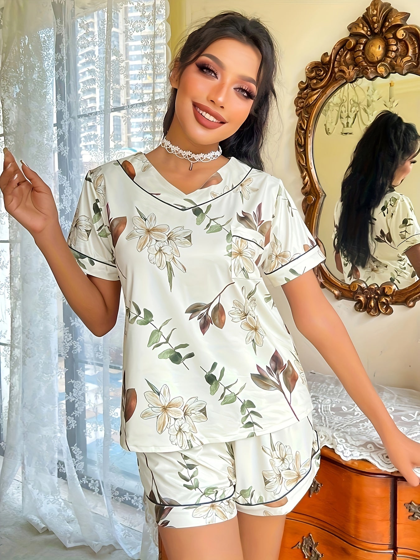 Floral Print Pajamas Set Short Sleeve V Neck Top & Shorts