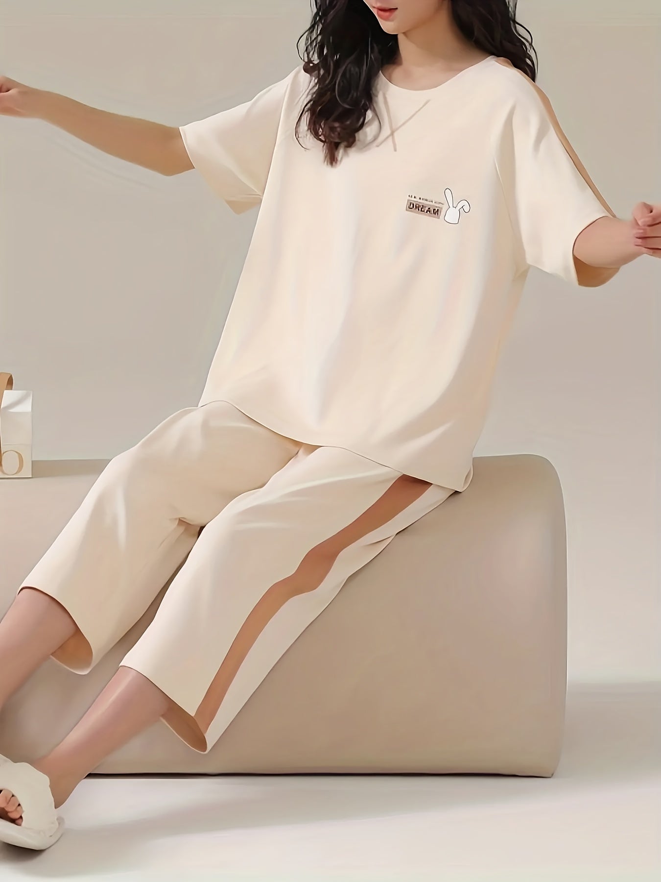 Bunny Print Pajama Set Short Sleeve Top & Crop Pants