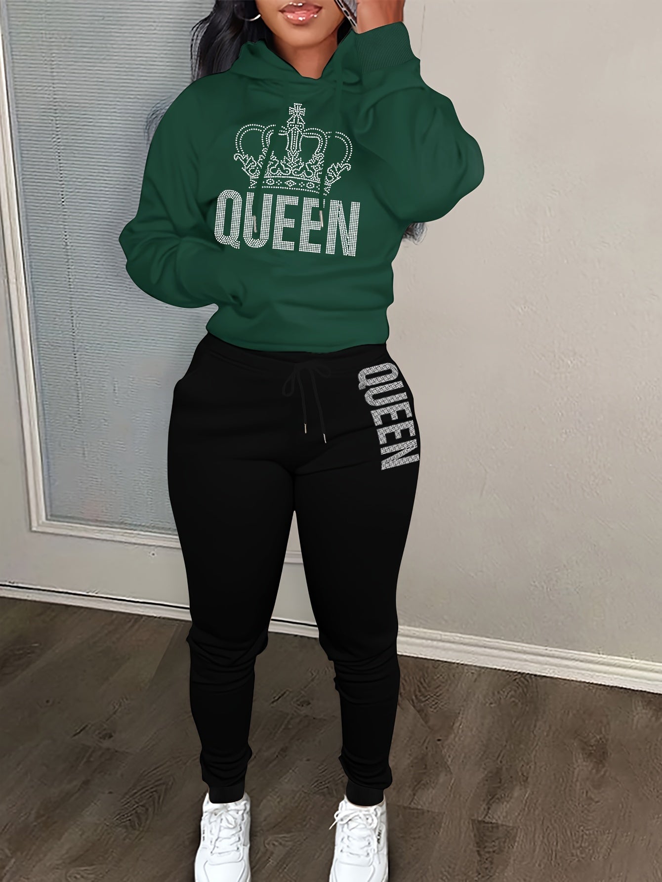 Women's Plus Crown & Letter Print Hoodie & Joggers Outfit Set