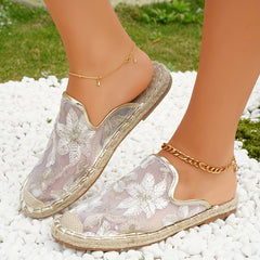 Women's Floral Embroidered Slip On Flat Shoes