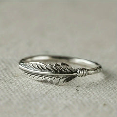 Vintage Feather Ring for Men and Women