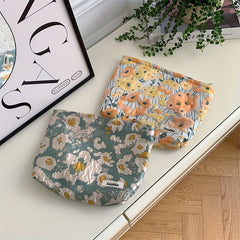 Floral Pattern Makeup Pouch Zipper Roomy Style Makeup Bag