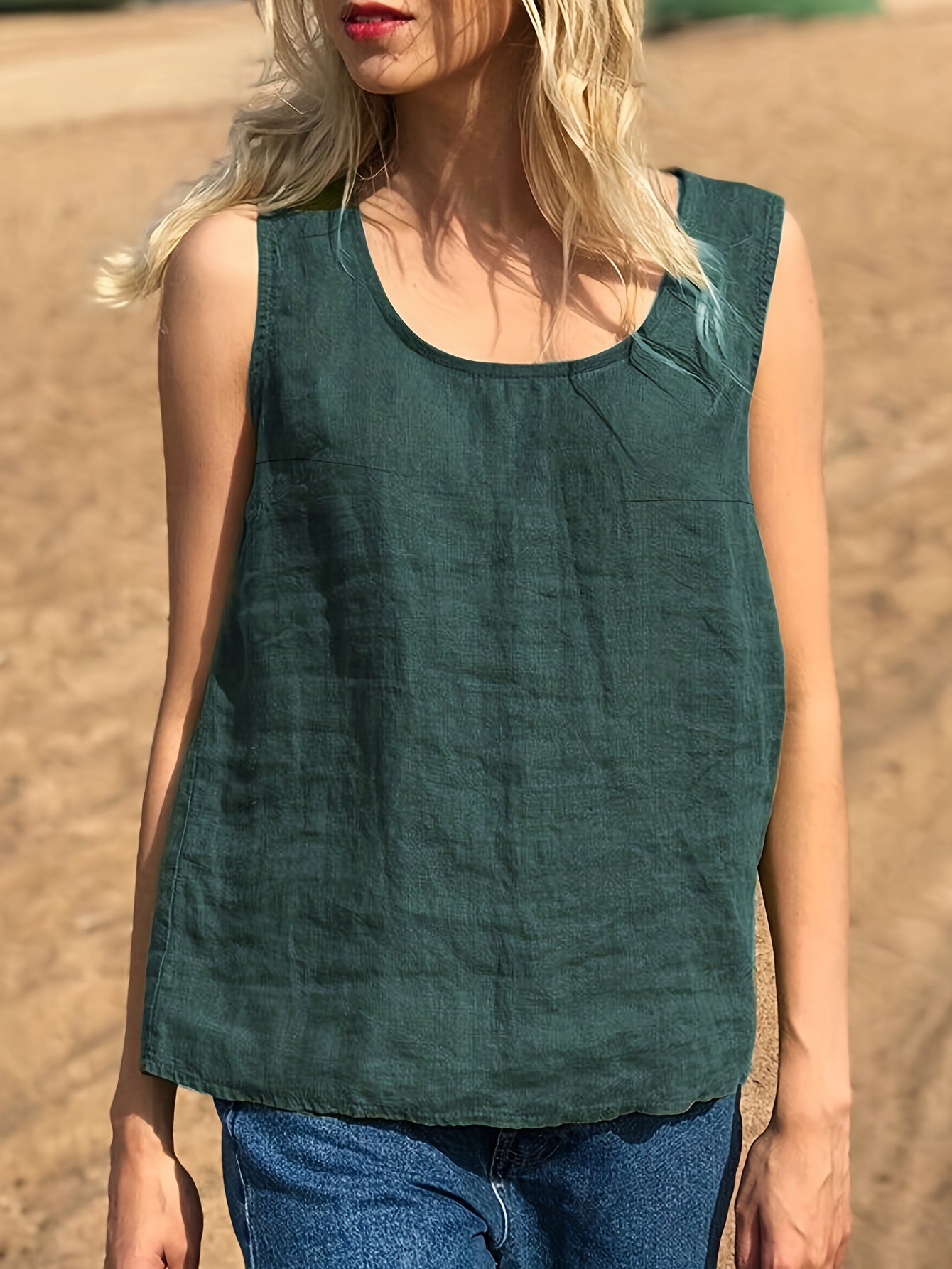Solid Round Neck Slim Tank Top