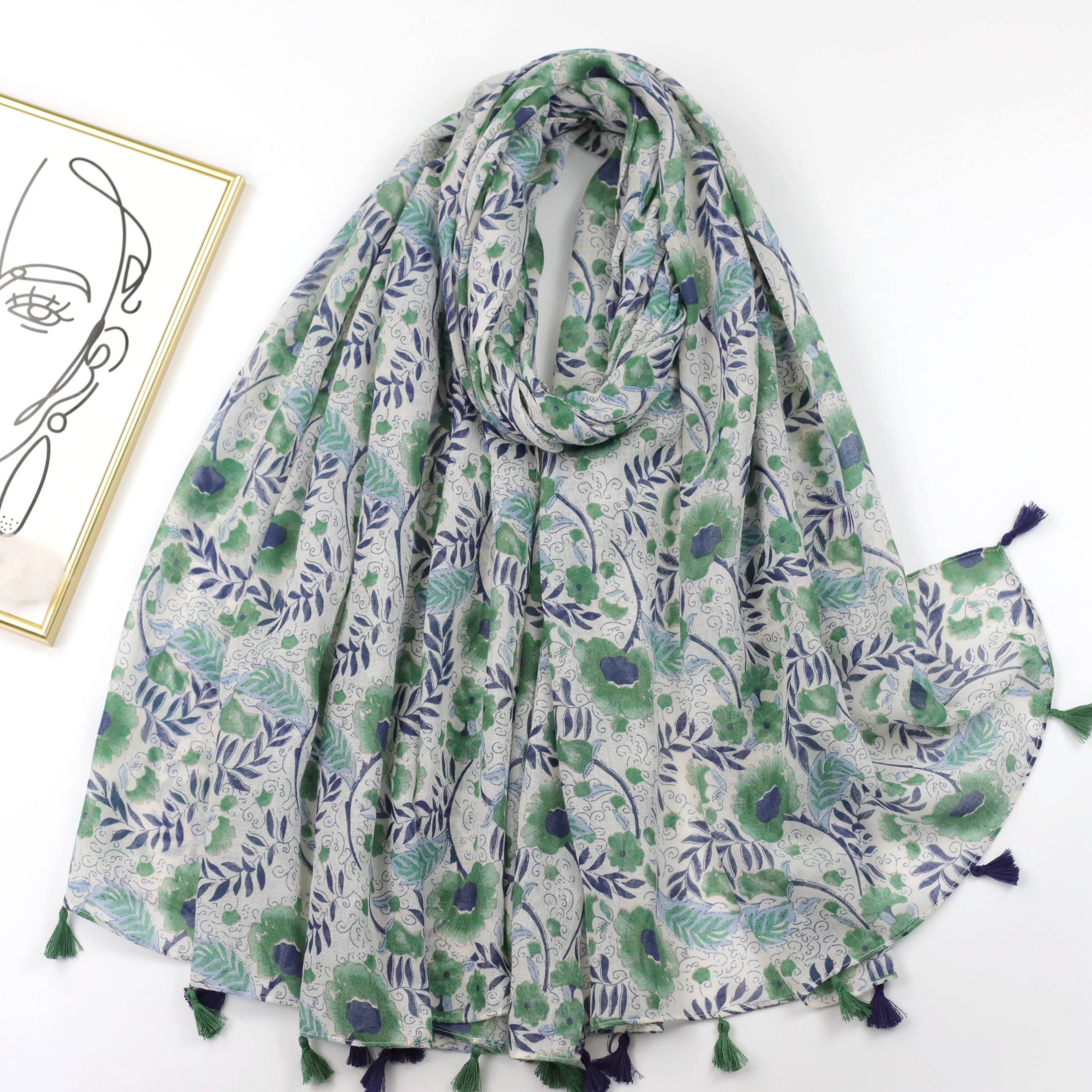 Vintage Floral Print Scarf Boho Tassel Shawl Classic Head Wrap