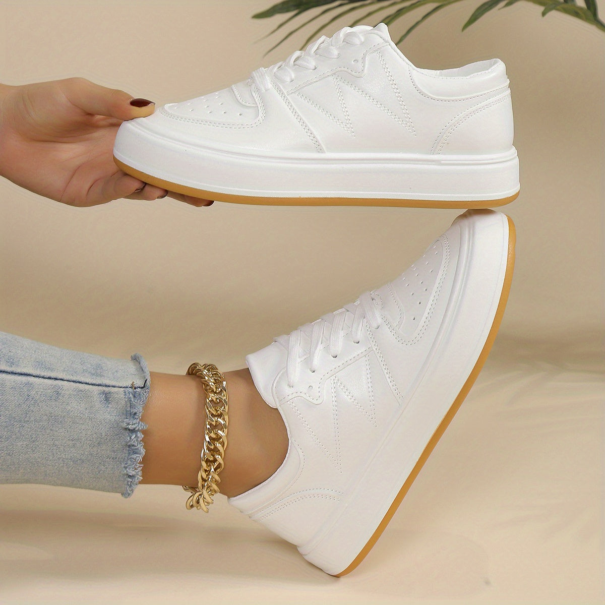 Women's Breathable Skate Shoes Casual Lace Up Outdoor Shoes