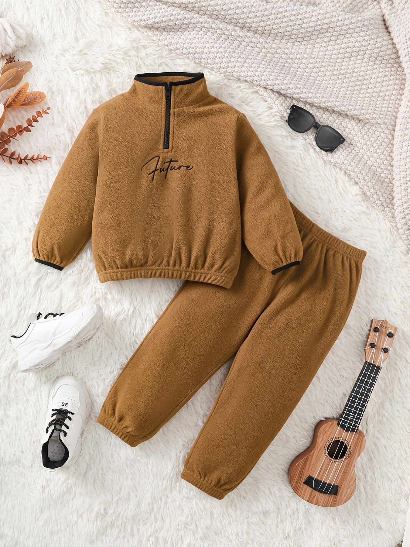 Boy's 2pcs Fleece Sweatshirt & Sweatpants Set FUTURE Embroidered
