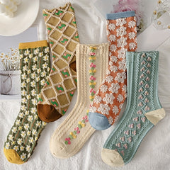 5 Pairs 3D Floral Textured Socks Crew Stockings Women's Retro Style