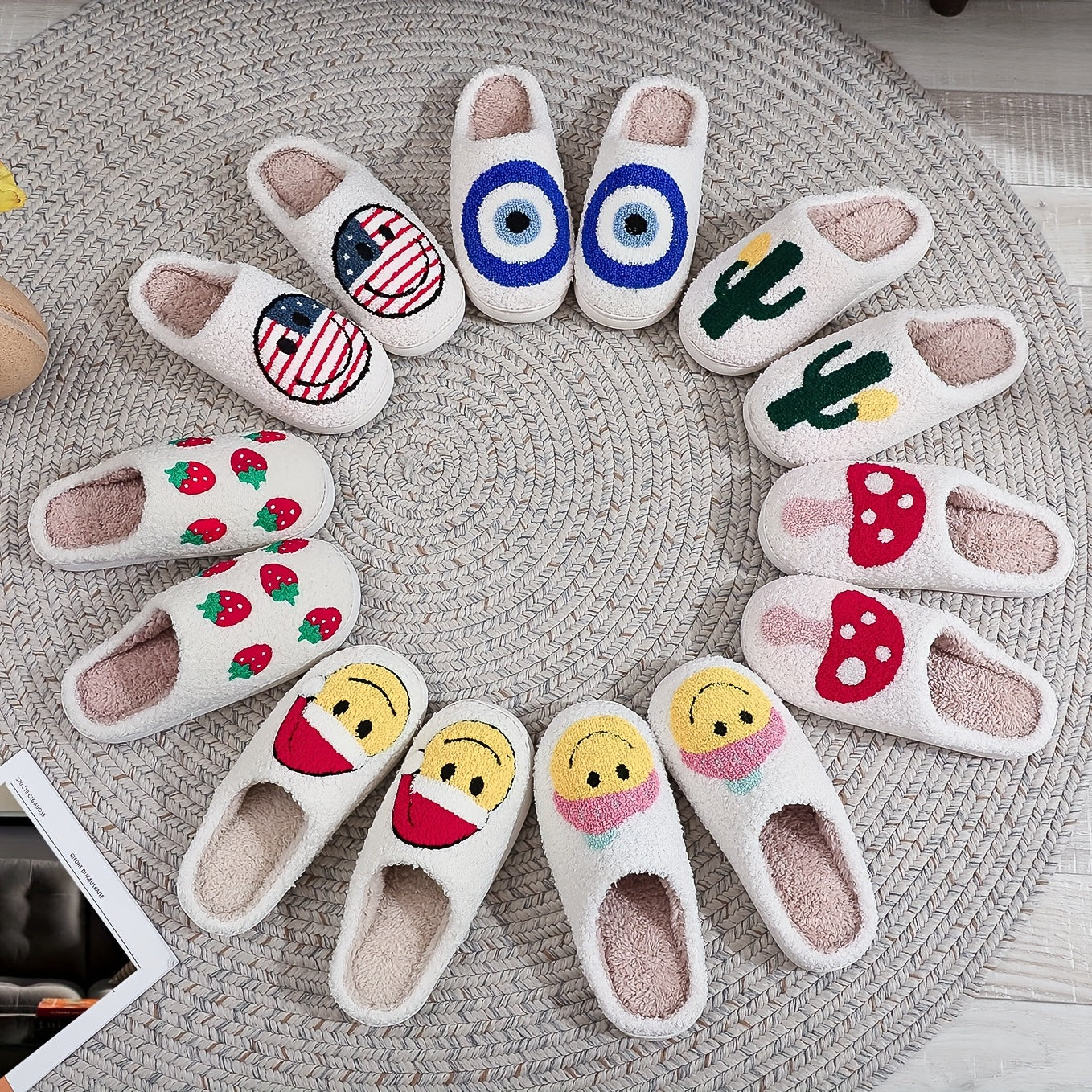 Cartoon Print Plush Slippers - Comfortable Indoor Home Slippers