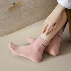 9 Pairs Letter Print Socks Breathable Women's Mid Tube Stockings