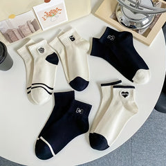 5 Pairs Floral & Heart Print Crew Socks Women's Stockings