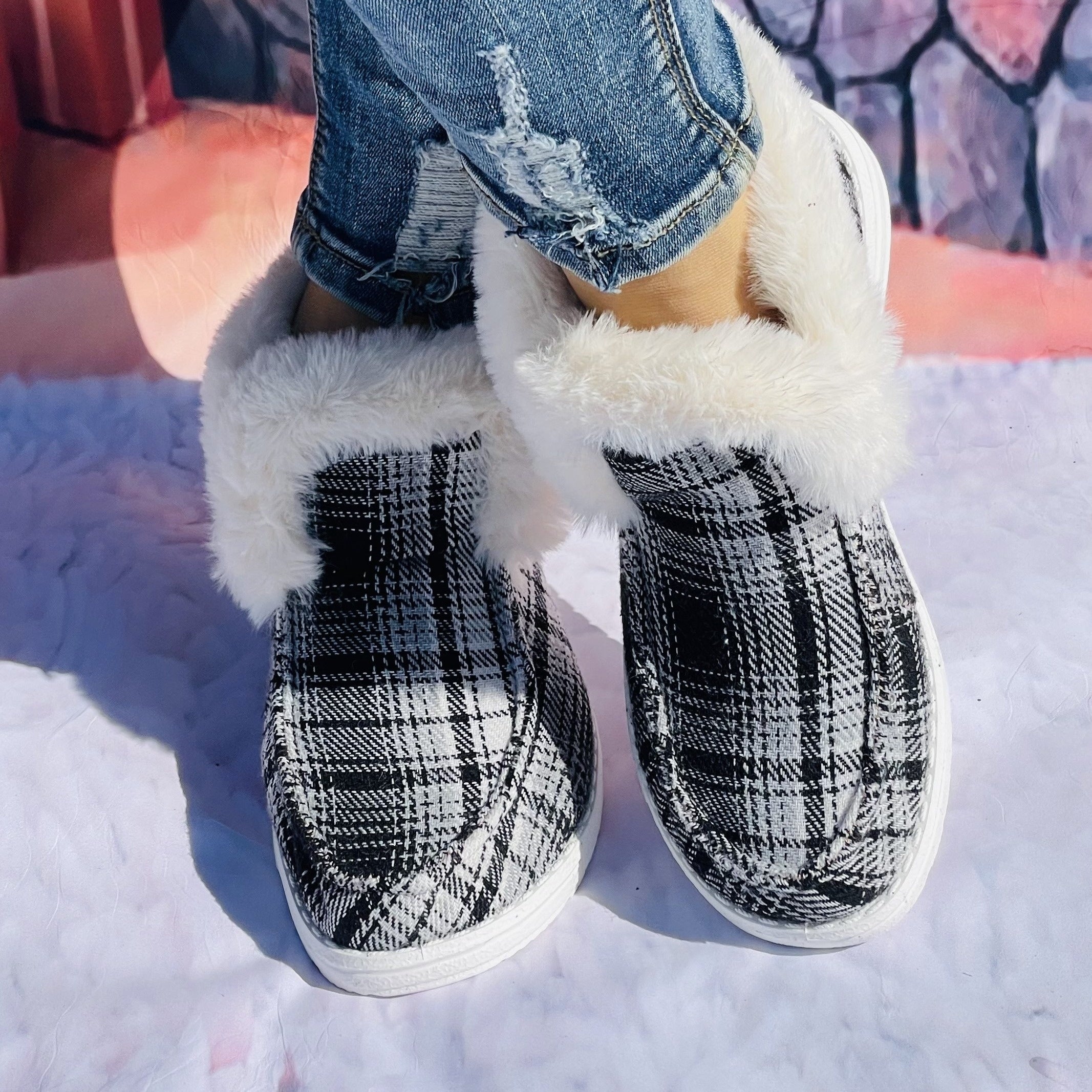 Large Checkered Printed Furry Snow Boots