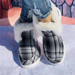 Large Checkered Printed Furry Snow Boots