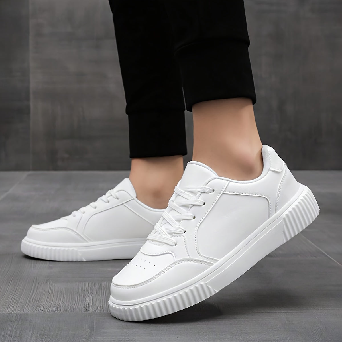 Women's Solid Casual Skate Shoes Lightweight Low Top Sport Shoes