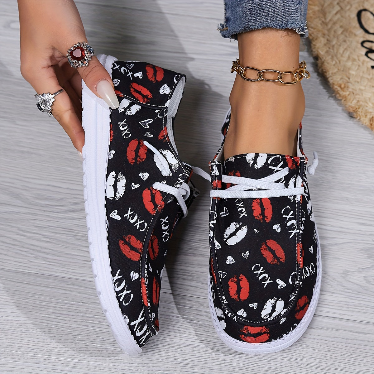 Women's Patterned Skate Shoes Flat Lace up Canvas Shoes