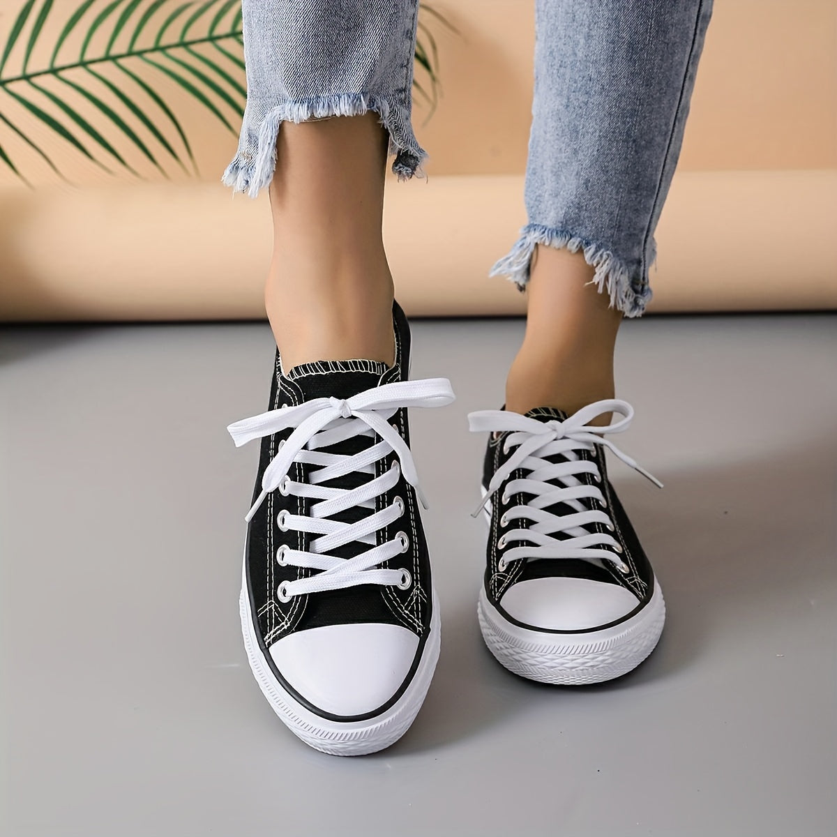 Women's Canvas Lace-Up Flat Sneakers Classic Walking Shoes