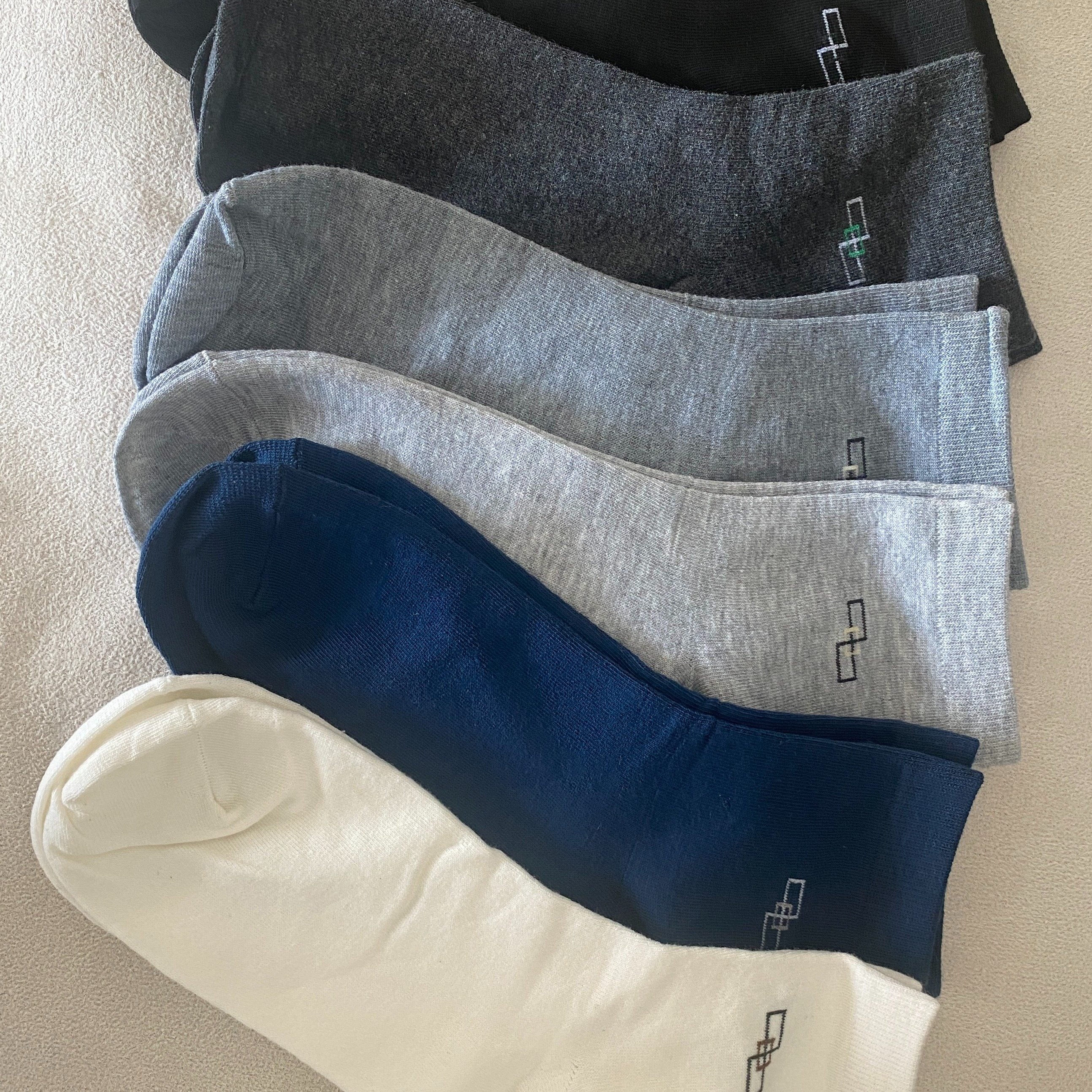 6 Pairs Men's Solid Crew Socks Cotton Blend Casual Unisex Socks