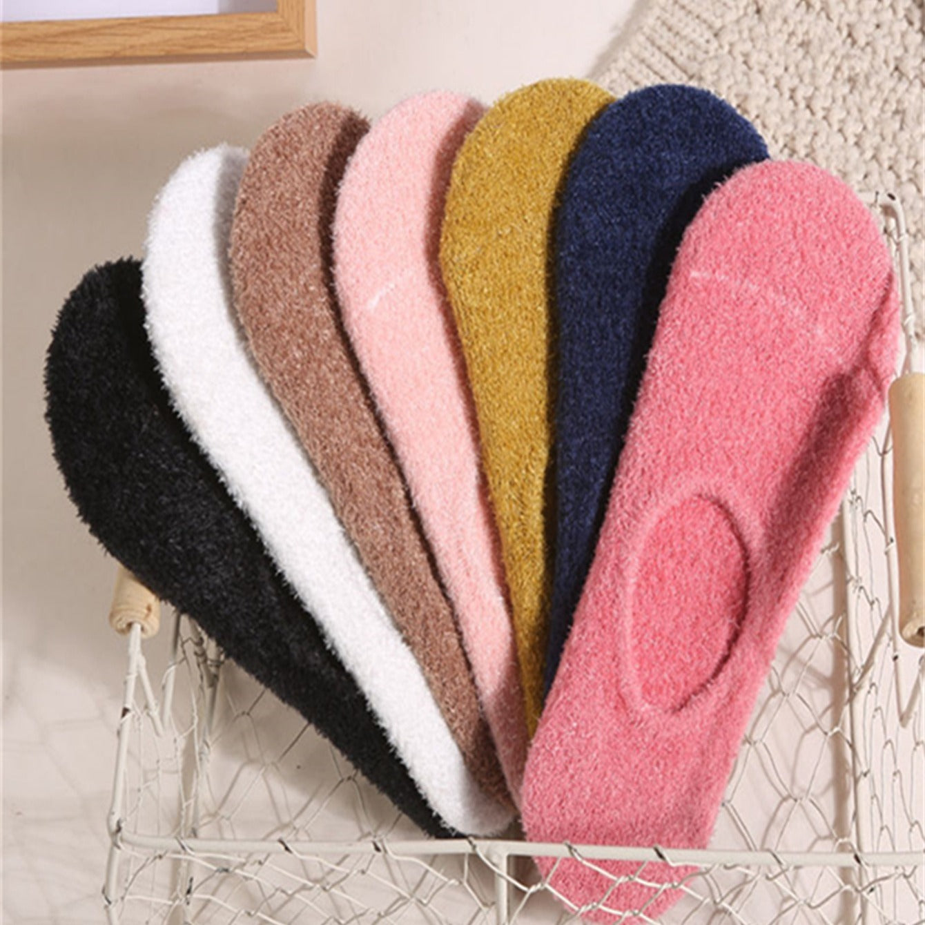 7 Pairs Non Slip Pastel Plush Socks Women's Stockings